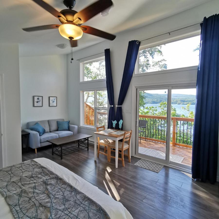 Knotty Pine Ocean Front Suite - Adults Only Ingonish Kültér fotó